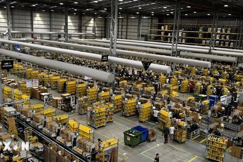 Mỹ: Số đơn đặt mua hàng hóa sản xuất trong nước giảm mạnh