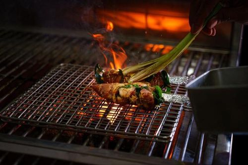 Khám phá ẩm thực nướng độc đáo chuẩn vị miền Bắc giữa Thủ đô Hà Nội