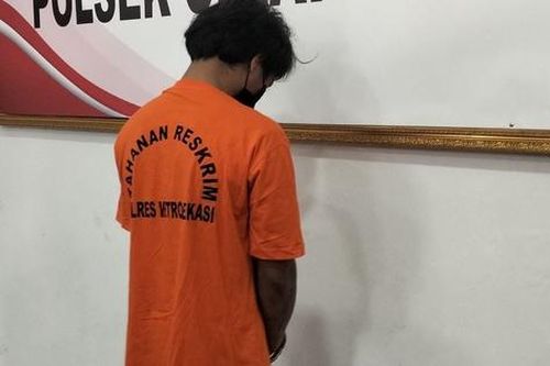 Người đàn ông bị bắt vì ép bạn gái bán dâm để kiếm tiền làm đám cưới