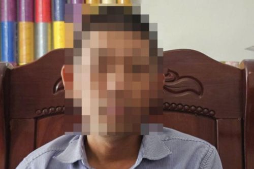Người đàn ông từng 'tố' C.P Việt Nam bán thịt heo bệnh nhận được giấy triệu tập của Công an