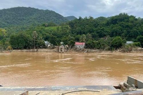 Nghệ An: Xây dựng bến đò phục vụ người dân các bản bị cô lập