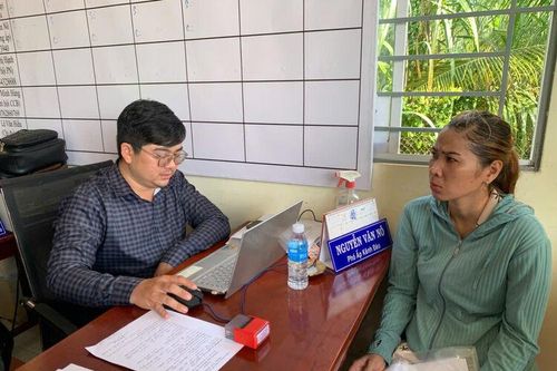 Xã Phú Hòa ra mắt mô hình điểm tư vấn hỗ trợ thủ tục hành chính cho người dân vùng sâu, vùng xa