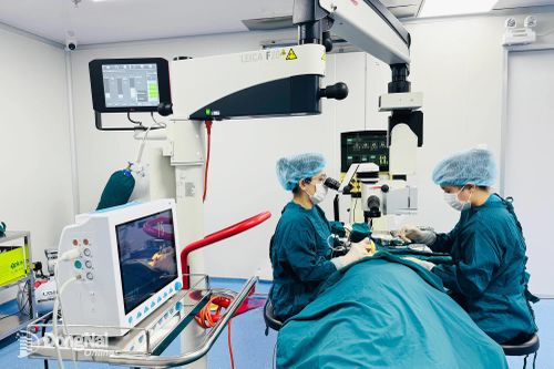 Phòng tránh các biến chứng thường gặp trong phẫu thuật Phaco
