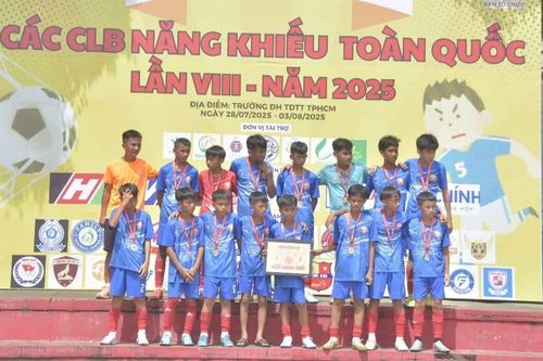 Gia Lai giành huy chương bạc tại Giải Bóng đá các CLB Năng khiếu toàn quốc lần VIII