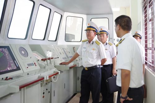 Vùng 4 Hải quân kiểm tra công tác huấn luyện đào tạo năm 2025