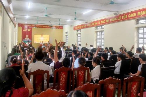 Kỳ họp thứ hai HĐND xã Mường Kim khóa XXI, nhiệm kỳ 2021-2026