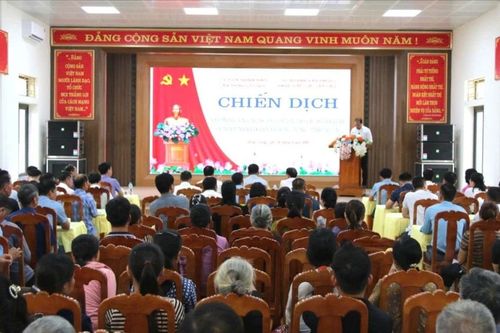 Xã Đông Cuông triển khai chiến dịch đo đạc đất đai cho người dân