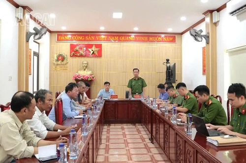 Công an xã Văn Bàn làm việc với Ban Quản lý dự án 2 (Bộ Xây dựng) về dự án giao thông triển khai trên địa bàn