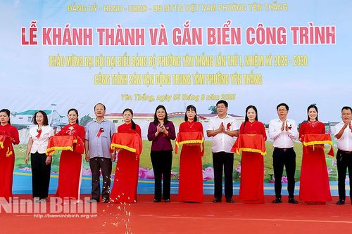 Khánh thành, gắn biển công trình chào mừng Đại hội đại biểu Đảng bộ phường Yên Thắng