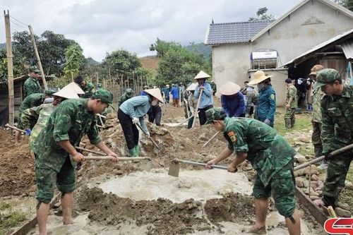 Hỗ trợ làm đường bê tông lên nhà thương binh