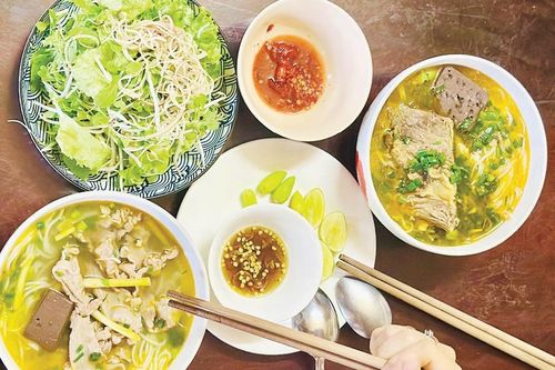 Khi bún bò Huế chỉ có… bò