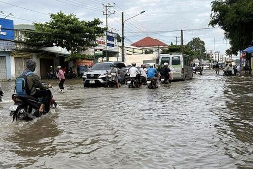 Cần Thơ siết chặt quản lý giao thông, giảm ùn tắc