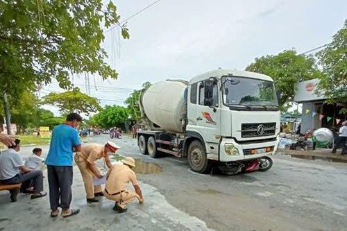 Hà Tĩnh: 13 nút giao tiềm ẩn nguy cơ tai nạn được đầu tư hơn 28 tỷ đồng lắp đèn tín hiệu