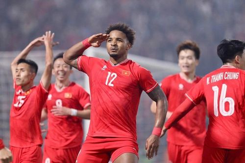 Tiền đạo Xuân Son lỡ hẹn lượt đi V.League 2025-2026 vì chấn thương