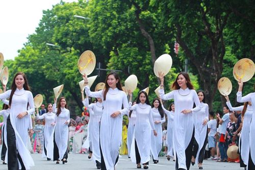 Văn hóa và con người – Động lực trung tâm để Hà Nội vươn mình trong kỷ nguyên mới