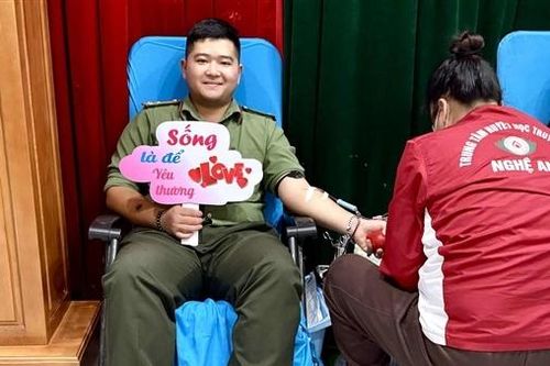 Thượng úy Công an 24 lần hiến máu cứu người