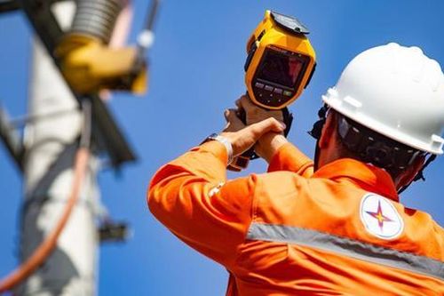 Mức tiêu thụ điện tăng cao kỷ lục - nên tiết kiệm điện vào khung giờ nào?