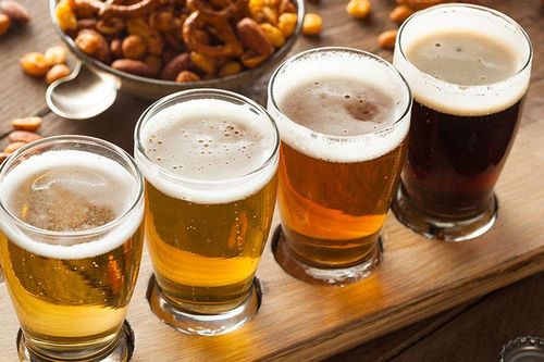 Nắng như đổ lửa, uống bia liệu có 'giải nhiệt tận gốc'?