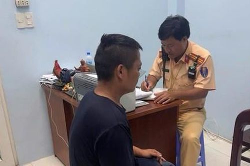 Xử lý nghiêm tài xế điều khiển xe đầu kéo lạng lách, đánh võng trên cao tốc