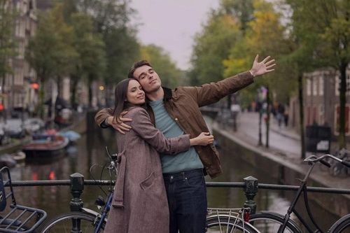 Cái kết của 'My Oxford Year': Càng đau lòng khi khác với kết của truyện gốc