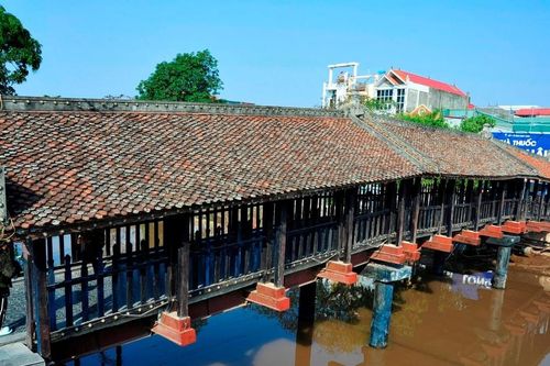 Khám phá 4 cây cầu ngói cổ ở Ninh Bình