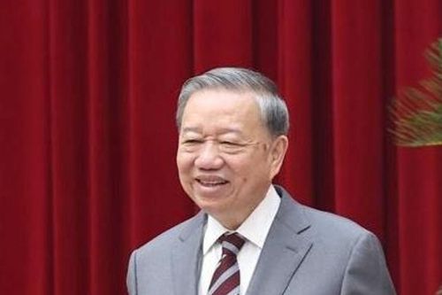 Tổng Bí thư: Đội ngũ trí thức, nhà khoa học, văn nghệ sỹ là ngọn lửa mở đường cho dân tộc ta tiến lên mạnh mẽ