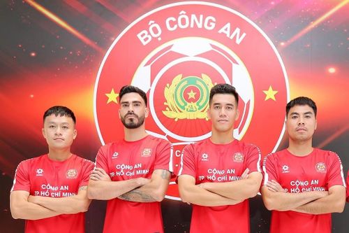 Tiến Linh và dàn sao gia nhập Công an TP.HCM