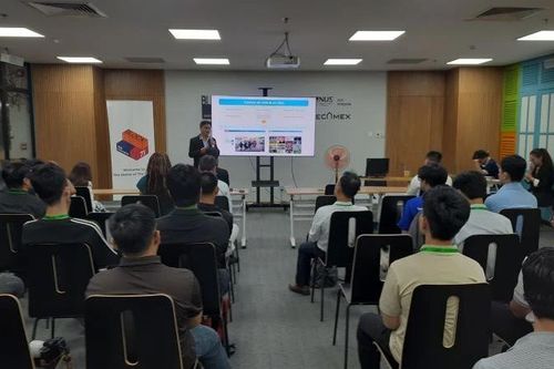 Tích hợp AI, robot để tối ưu hóa sản xuất