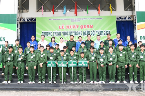 Tỉnh Tây Ninh tổ chức lễ xuất quân chương trình 'học kỳ trong Quân đội' năm 2025