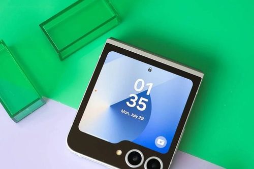 Galaxy Z Flip 7 FE: Màn ra mắt thất thế vì 'cái bóng' cũ