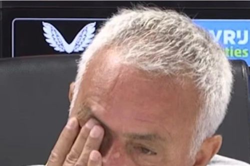 Học trò cũ của HLV Mourinho đột tử