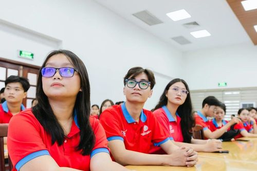 Kỷ niệm 20 năm chiến dịch Hoa phượng đỏ: Hành trình trải nghiệm và trưởng thành
