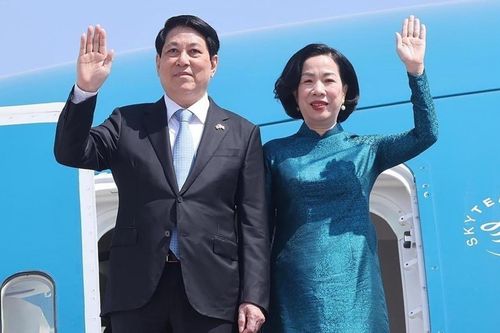Chủ tịch nước Lương Cường và Phu nhân rời Ai Cập, lên đường thăm cấp Nhà nước tới Angola