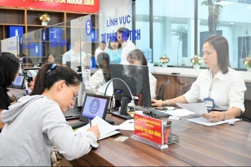 Đưa chính quyền số Hà Nội thực sự gần dân, vì dân