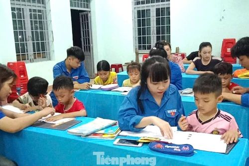 Mùa hè yêu thương của trẻ em vùng biên