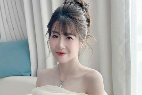 Nữ tác giả trẻ viết tiểu thuyết để cân bằng cuộc sống