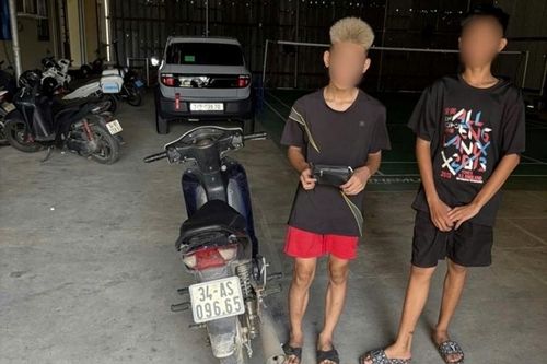 Khởi tố hai thiếu niên cướp giật lúc rạng sáng