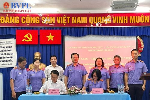 VKSND Khu vực 2 TP Hồ Chí Minh tiếp nhận trụ sở làm việc