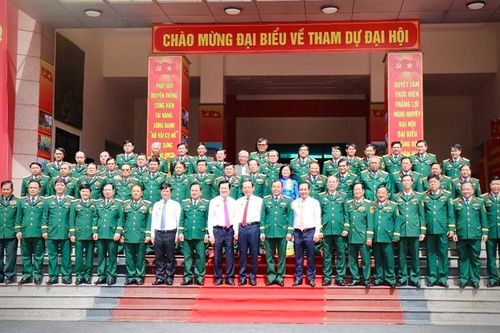 Xây dựng lực lượng vũ trang TP HCM mẫu mực, tiêu biểu, vững mạnh từ cơ sở