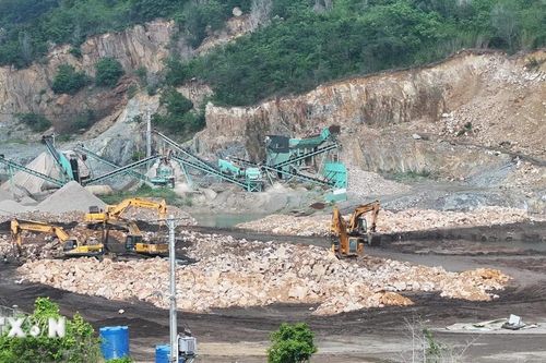 Triệt phá đường dây khai thác khoáng sản sai phép tại Dự án Shinhan