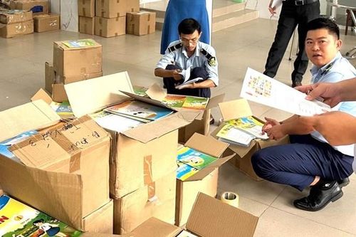 Cảnh báo sách giáo khoa giả tràn lan thị trường