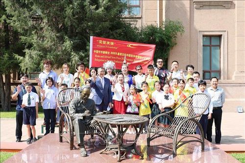 'Chứng nhân của tình hữu nghị' - Thiếu nhi Trung Quốc tìm hiểu về Việt Nam