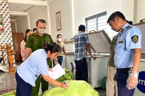 Gia Lai: QLTT phát hiện, thu giữ 4 tấn thịt heo không rõ nguồn gốc