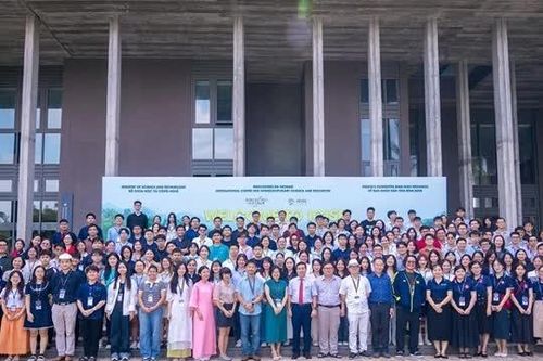 Trường hè khoa học lần thứ 12: Nơi những người trẻ đón nhận điều chưa biết