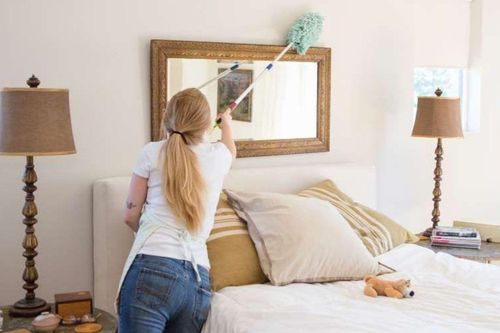 3 đồ vật tưởng vô hại trong phòng ngủ lại là thủ phạm khiến sức khỏe lao dốc