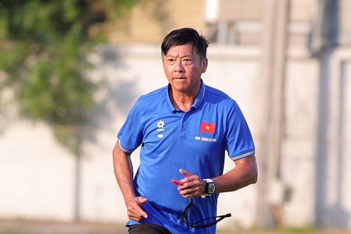Tiến Linh tái hợp HLV Lê Huỳnh Đức
