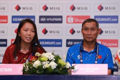 Huấn luyện viên Mai Đức Chung: 'Mong khán giả sẽ đến sân cổ vũ ĐT nữ Việt Nam'