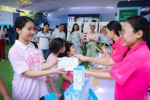 Quy chuẩn thiếu minh bạch 'trói chân' ngành sữa Việt Nam