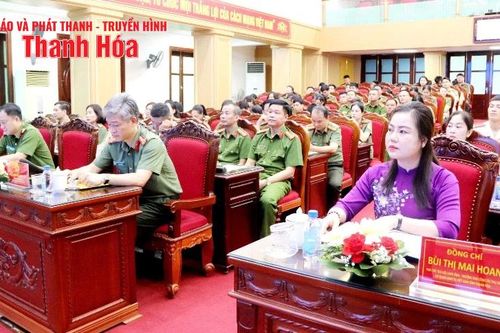 Ban Thanh niên - Phụ nữ Công an tỉnh sơ kết công tác Đoàn thể và trao giải các cuộc thi