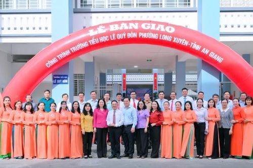 Bàn giao công trình Trường Tiểu học Lê Quý Đôn